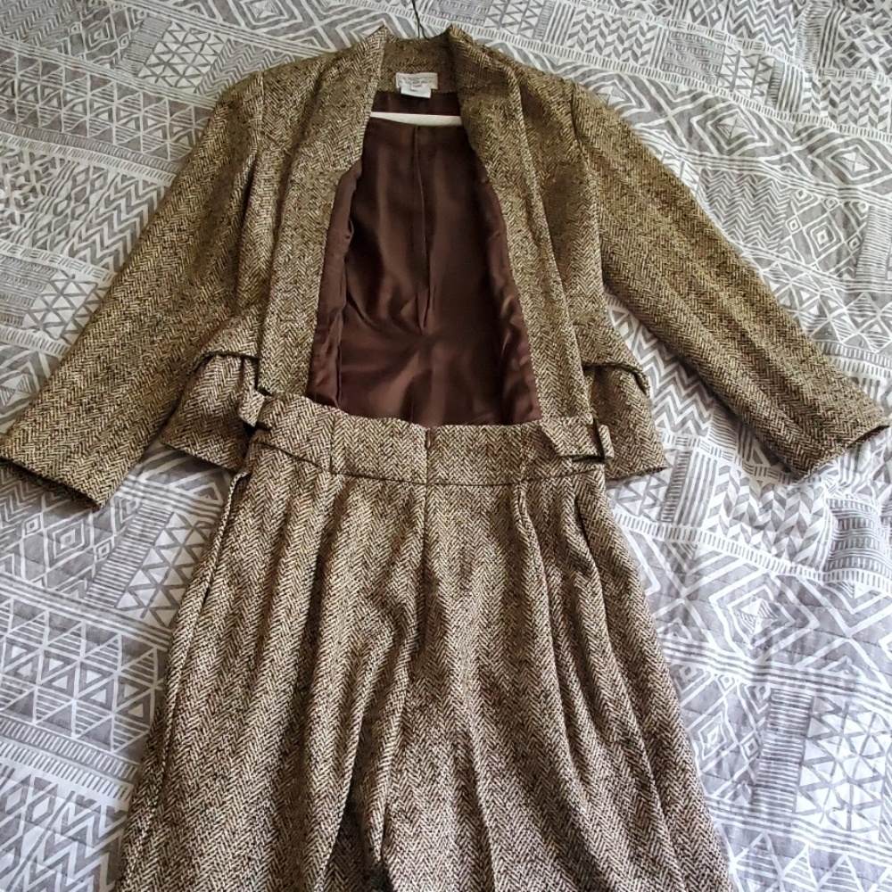Petrovich and Robinson suit